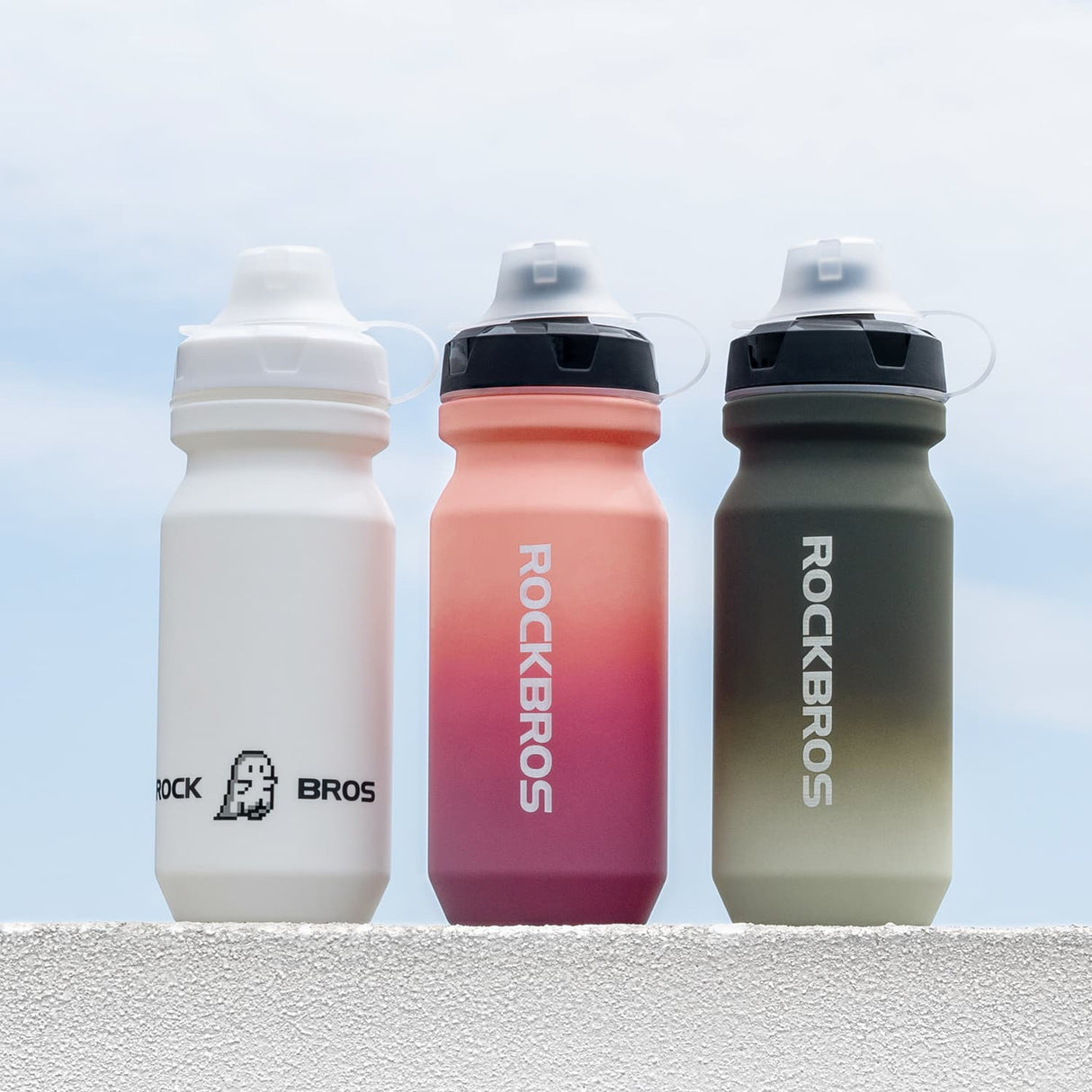 ROCKBROS „Skin-Feel” butelka rowerowa 600 / 750 ml z osłoną przeciwkurzową, lekki i antypoślizgowy