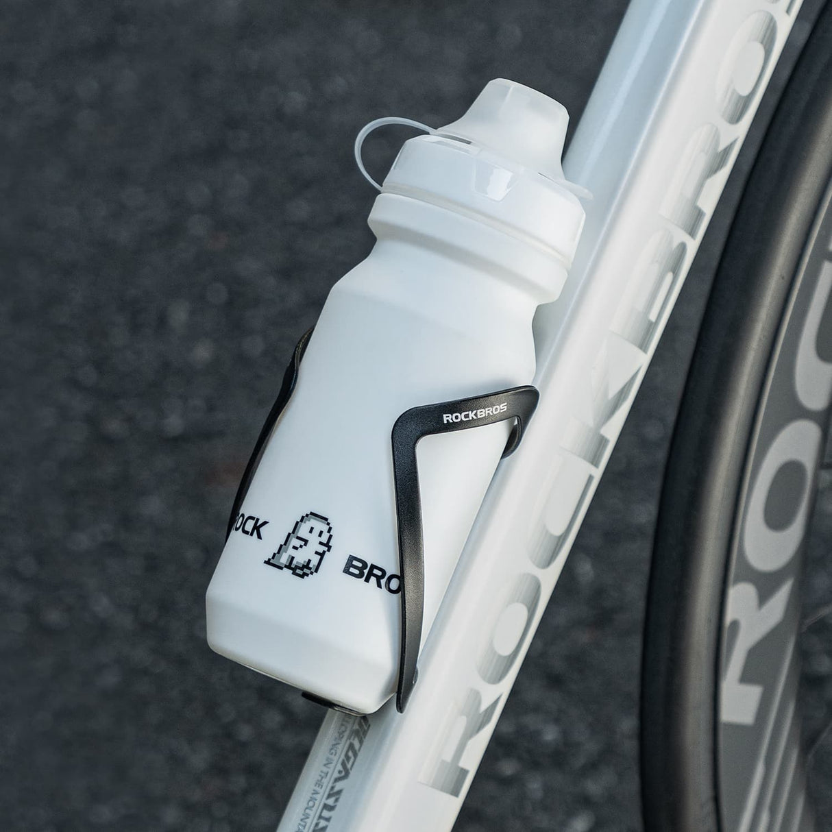 ROCKBROS Bidony rowerowa z otwieraną pokrywką 600/750 ml Bidony