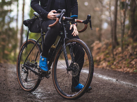 Jak dobrać ochraniacze na buty rowerowe na jesień i zimę