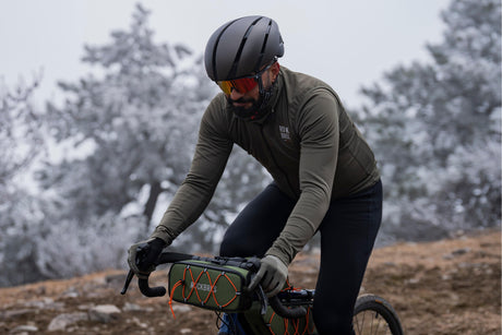 Kompletny przewodnik po jazdzie indoor zimą: spraw, by Twój trening palił nawet w chłodne dni