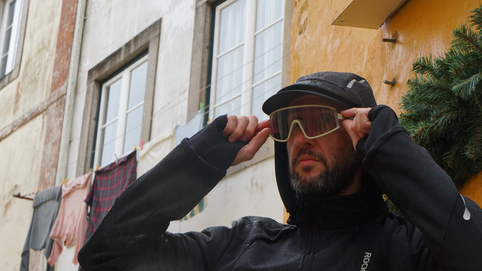 Wodoodporna Torba Rowerowa na Wiosnę: Przewodnik 2026